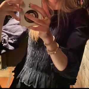 Fin topp - Nyskick, knappt använd (Obs! Kolla mina andra annonser, allt under 150kr!)