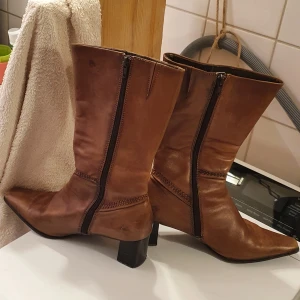 Vintage Åkta leader cowgirl boots - I mycket bra skick och passar till allt. Finns fler bilder 