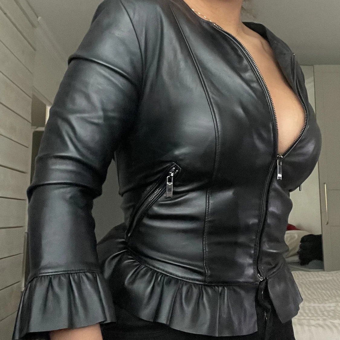 Söt jacka/kofta i skin 