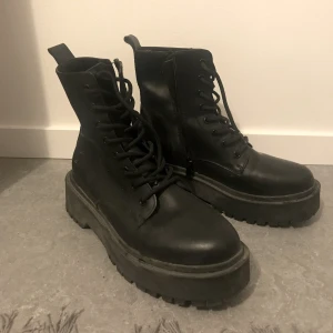 Boots/kängor - Fint skick.