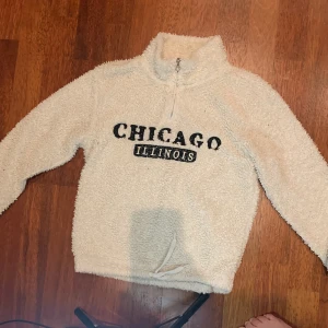 Fin tröja mysig och sjön💕💕 - De här är en varm mysig tröja sjön och och snygg även inte använd så många gånger 💕💕💕💕💕💕💕💕💕💕💕💕💕💕💕💕💕💕💕💕💕💕💕💕💕💕