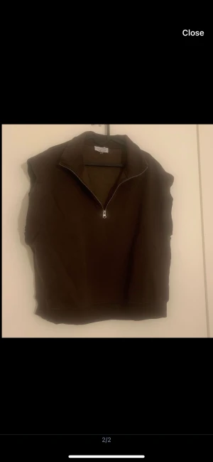 Other stories väst - Large, worn twice. 