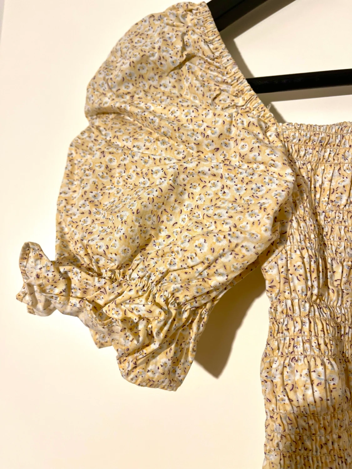 Rynkad blommig klänning  - 90