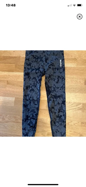 Gymshark träningsbyxor - Säljer dessa så de inte kommit till någon användning💕 knappt använda och i fint skick. 