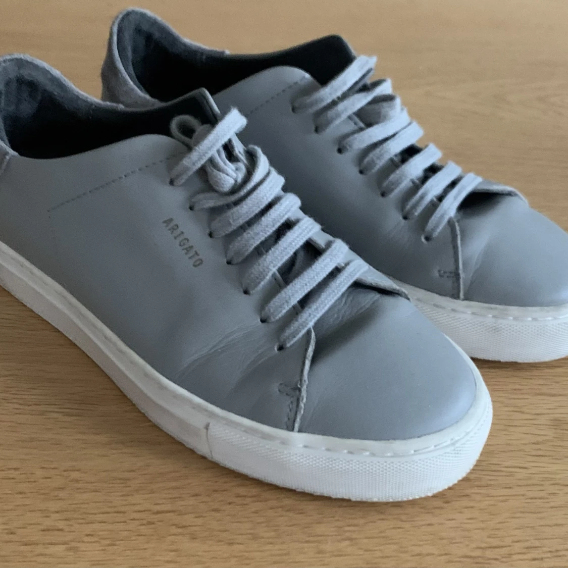 Axel Arigato sneakers 