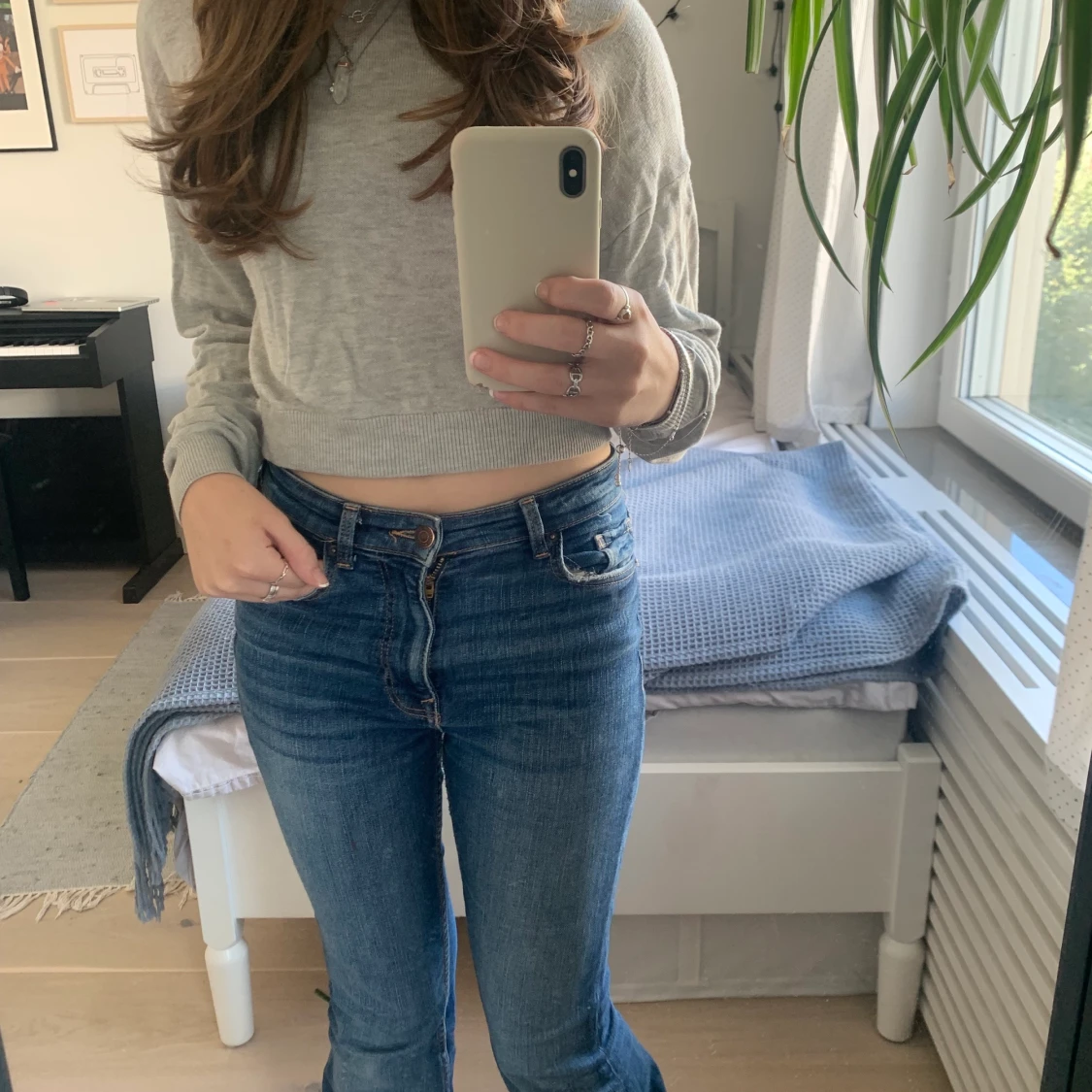 Croppad grå stickad tröja  - 90