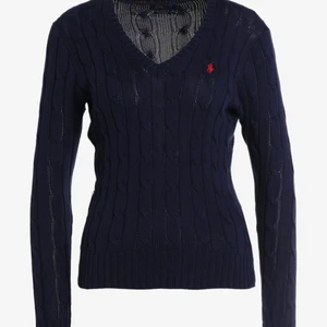 Ralph lauren  - Säljs då den inte kommer till användning. Kan postas eller mötas upp i centrala sthlm. Frågor eller fler bilder kan tas privat💗