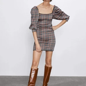 Knitted mini dress  - Brand new, tags still on. Size on tag L but runs small, I recommend for those who usually wear M or S if you're tall (I'm 173 and normally wear S)