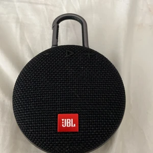 Jbl högtalare - Säljer en jbl högtalare som är i bra skick.