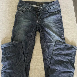 Acne jeans  - lowwaist acne jeans bra skick💓