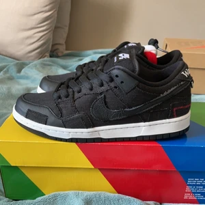 Nike SB Dunk ”Wasted Youth” - Nike SB dunk Wasted Youth. EU 40 DSWT Kvitto, låda finns 1100kr UNDER RETAIL