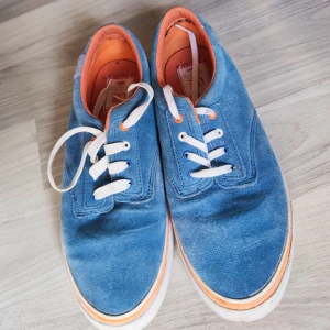 Lacoste live skor - Lacoste live skor i storlek 40 🙂