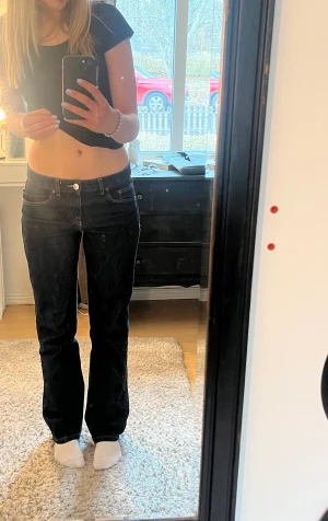 Lågmidjade jeans - Lågmidjade raka jeans från pull and bear