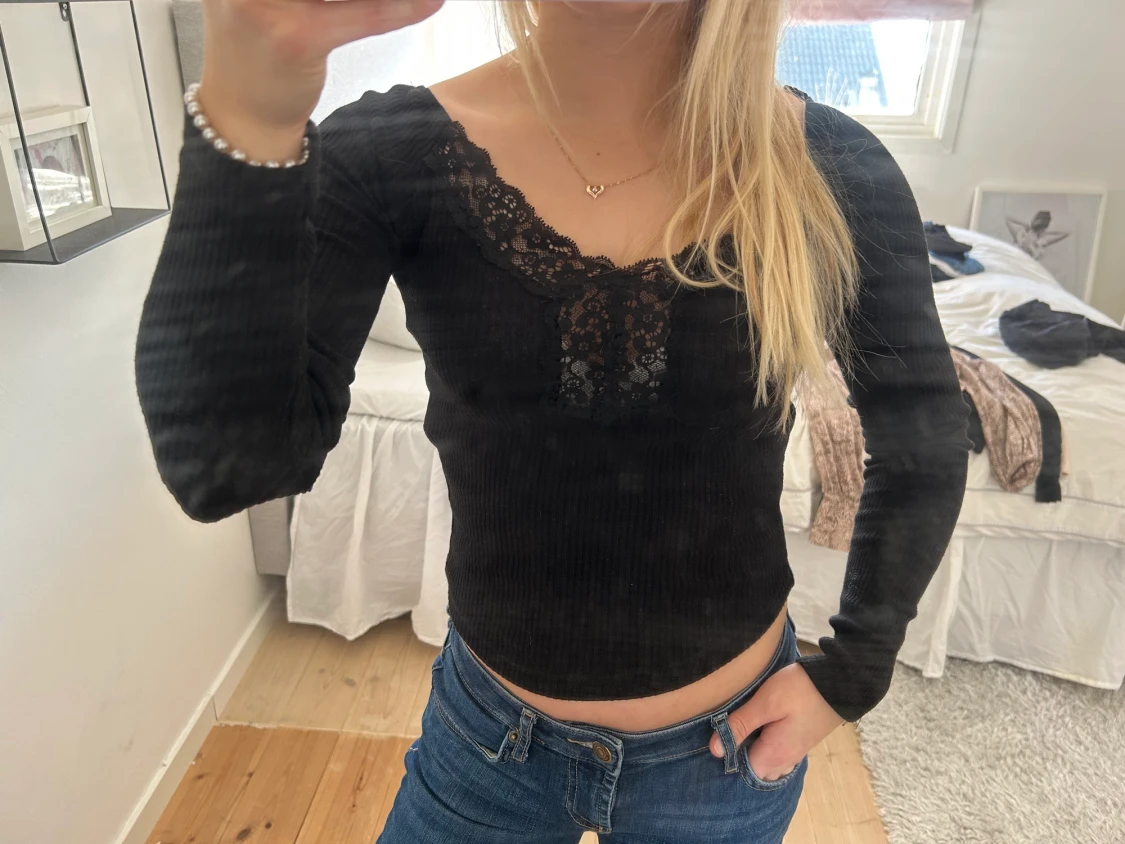 Svart spets topp från Zara