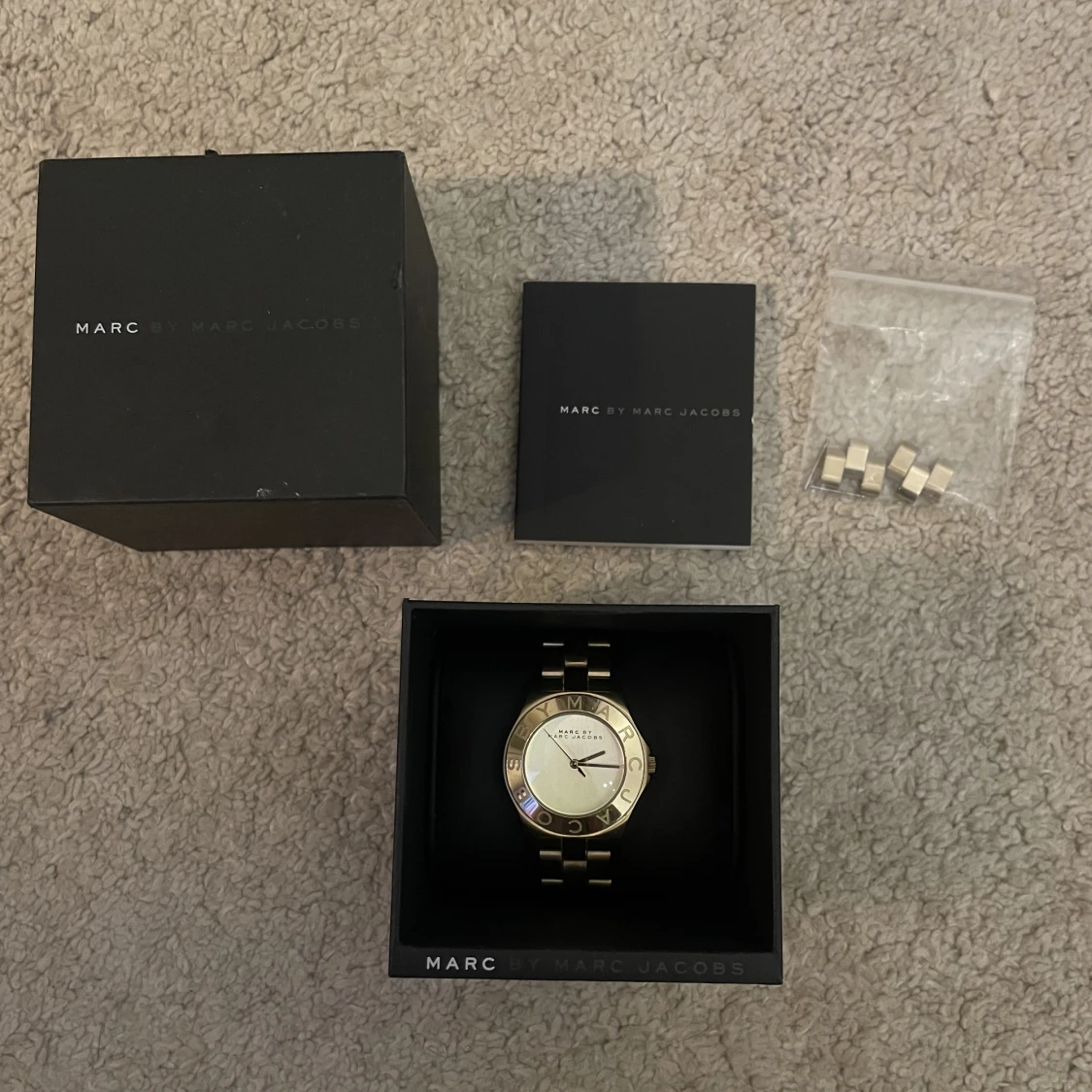 🥂MBMJ klocka🥂 - 90