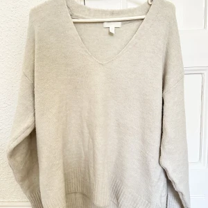 Off White Stickad tröja - Bra skick!