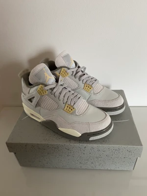 Jordan 4 craft - Nyskick, låda och kvitto finns