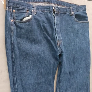Levis 501 44x32  - Bra skick levis 501 44x32 