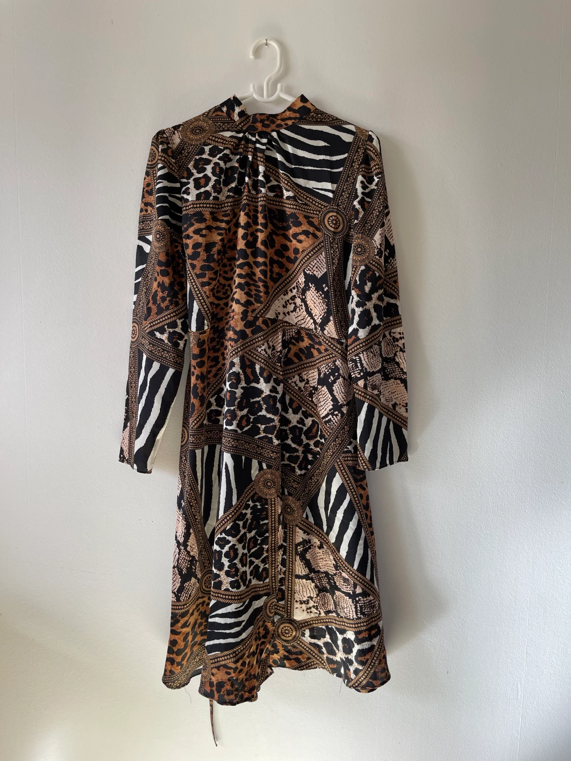 Snygg klänning från Boohoo