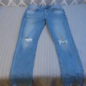 Supersnygga jeans från lager 157 oanvända 