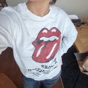 Collage tröja med tryck  - Cool collage tröja med tryck från zara 