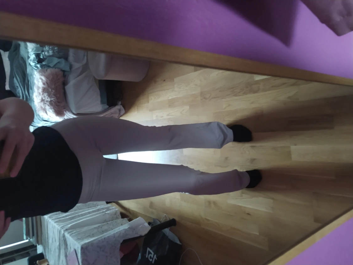 Utsvängda tränibgsbyxor  - 91