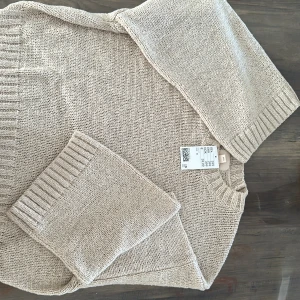  Stick tröja -  tjockare material  