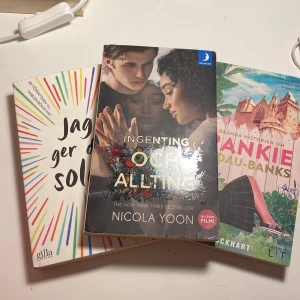 Tre böcker för 150 spänn😁 - Säljer dem här 3 böckerna då jag läst ut dem. Skulle rekommendera dem, tyckte dem va bra och gilla dem mycket. Enskild bok kan köpas också för 50, kontakta mig då om intresserad. :))