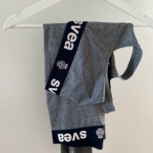 Svea träningsset  - Tights & sport bh, storlek M 