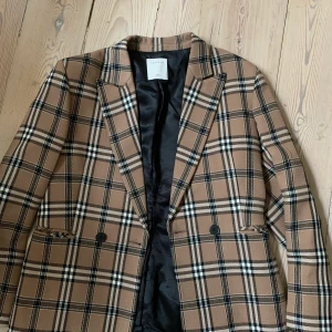 Sandro Kavaj/jacka - Storlek 40, knappt använd