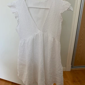 Vit klänning - Vit klänning