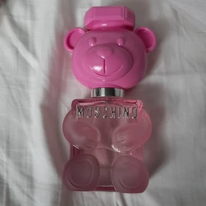 Moschino toy 2 bubbelgum - 30 ml. Ca 85% kvar