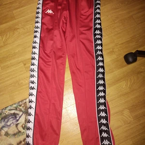 TRÄNINGSBYXOR KAPPA  - Fina byxor . Storlek M 