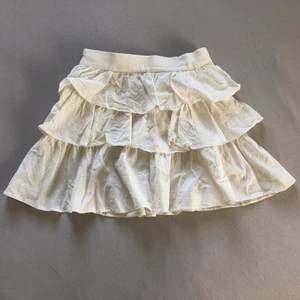 Vit kjol - vit kjol från shein i storlek XS för 50kr + frakt!!