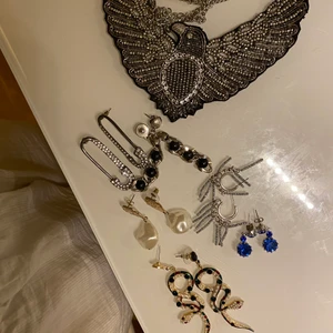 Smycken - Du får allt för 250! Kommer från olika märken. Mest oanvänt. 