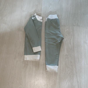  Set  - Super gulligt set i pastellfärg 