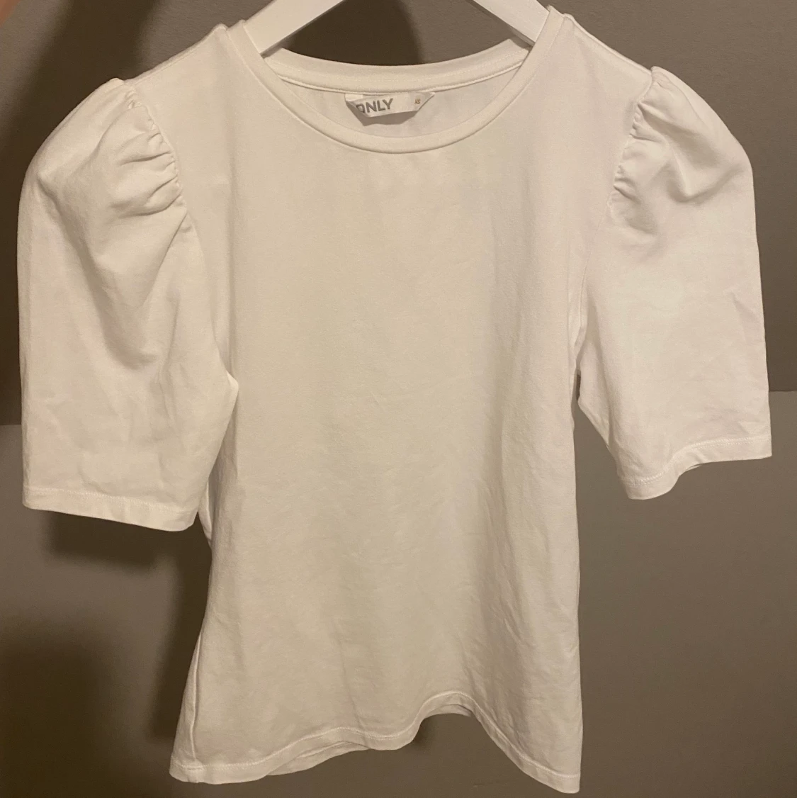 ONLY puffärmad tröja Strl XS