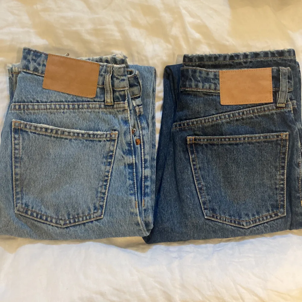 Snygga zara jeans i samma modell och storlek, de heter midrise straight på hemsidan:). Jeans & Byxor.