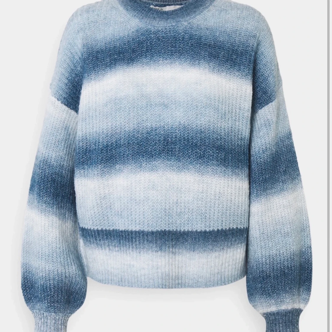 Fin blå stickad tröja💙