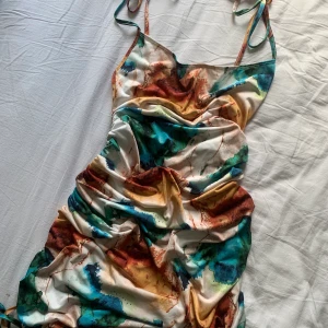 Klänning  - Mönstrad 