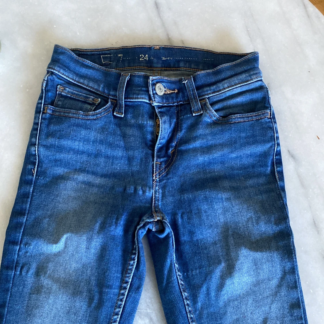 Levis jeans !! 🙌🏼 - 90