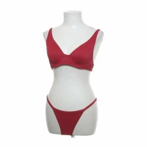 Bikini - JÄTTE FIN BIKNI! helt ny har bara provar på säljer för att de är tyvärr för stor för mig
