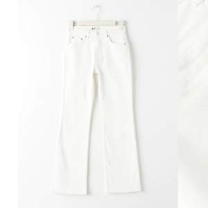 Vita helt oanvända jeans från Ginatricot