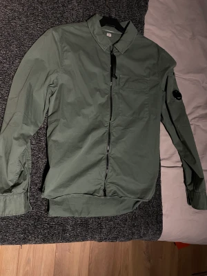Cp Company overshirt  - Använd fåtal gånger Storlek small Frakt ingår