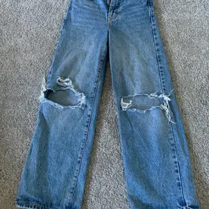 Säljer nu mina gina tricot jeans!💕 köpte dem för 500kr. Köpte dem ungefär 2021💕 