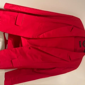 Helt ny kostym  - Från Rut&circle, storlek: byxor XL, kavaj M 