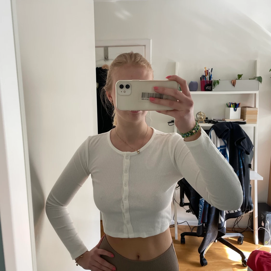 Fin kroppad tröja från zara  - 90