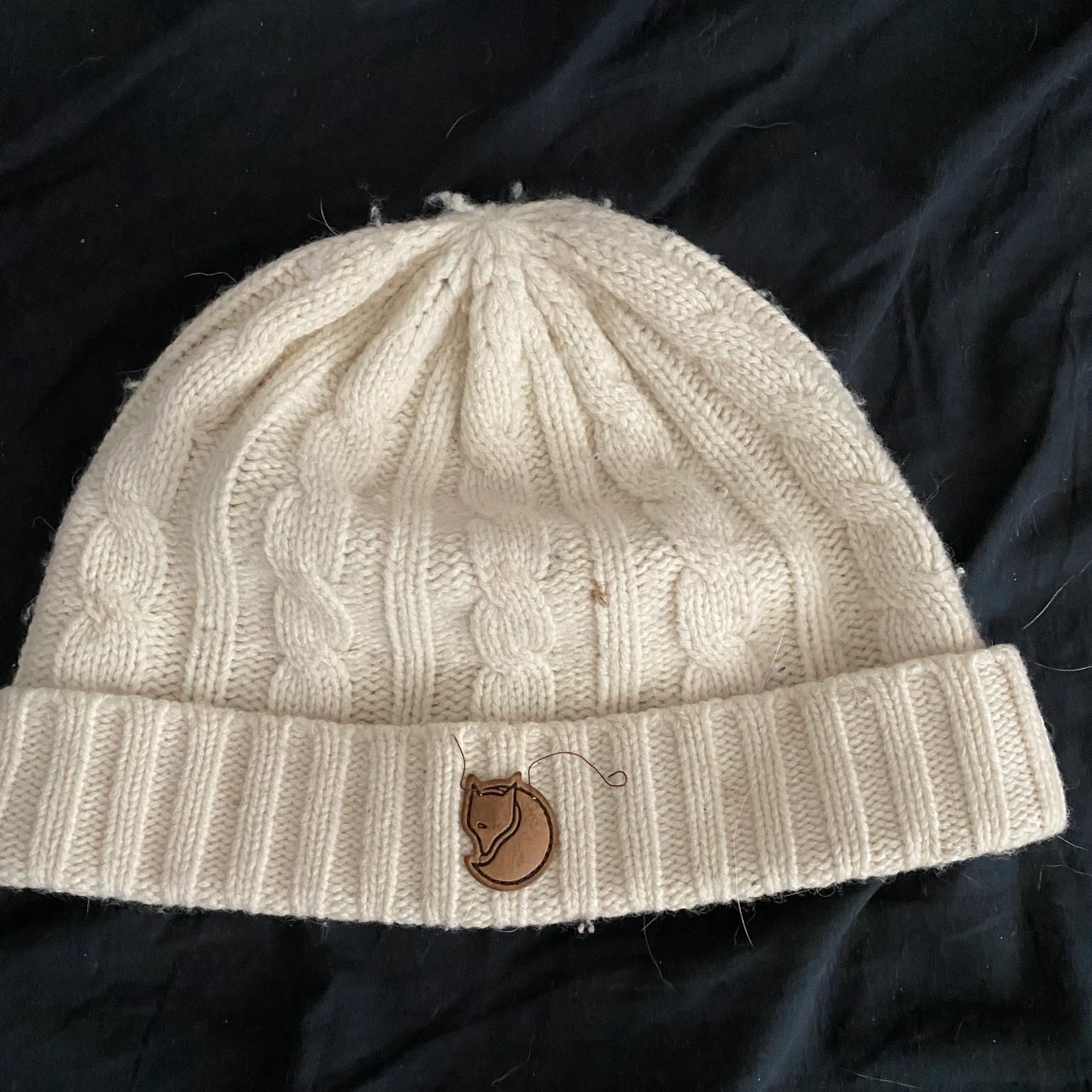 Fjällräven mössa vit