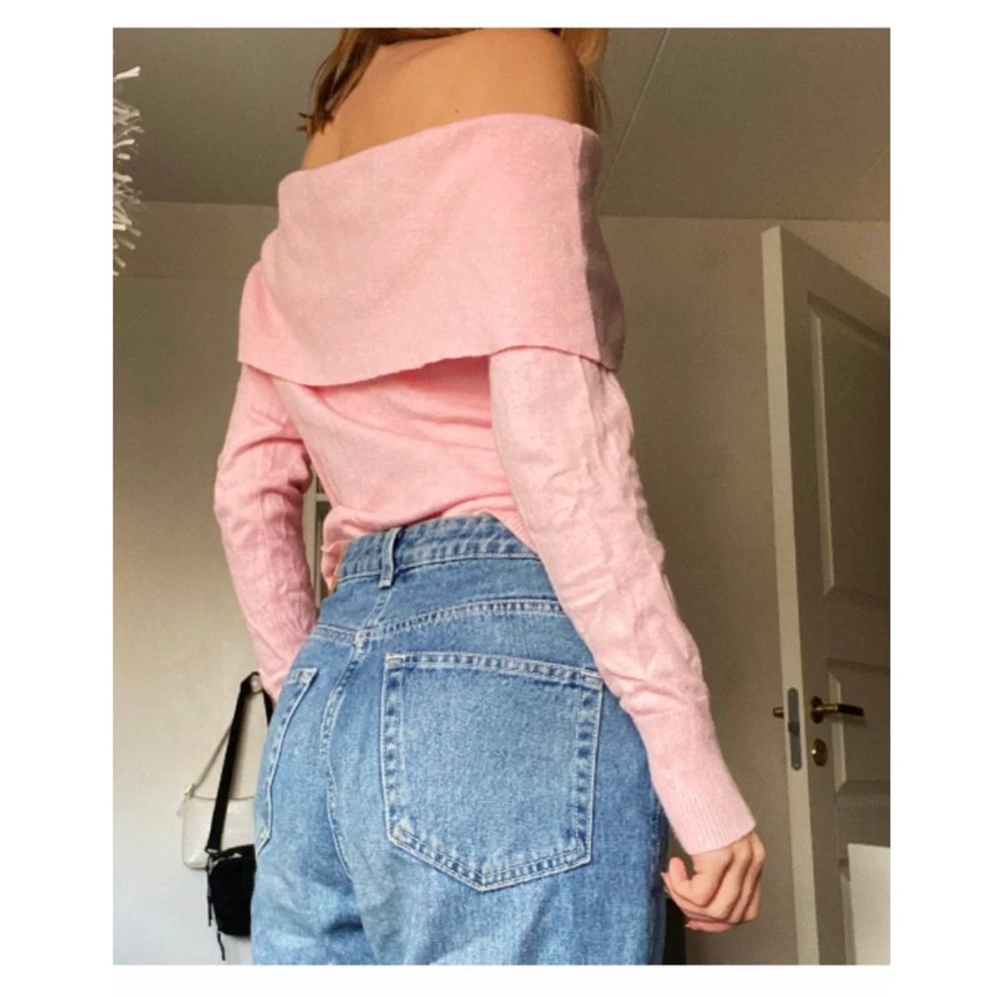 Off shoulder tröja - 90