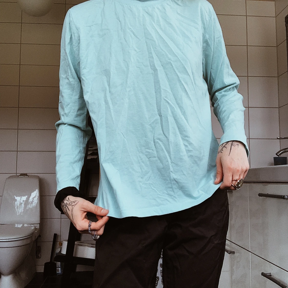 Ljusblå polotröja - 90